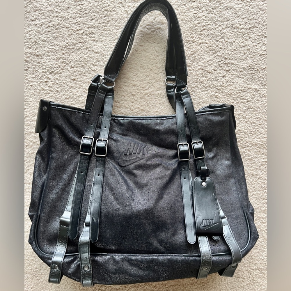 NIKE Sportswear Heritage Tote bag